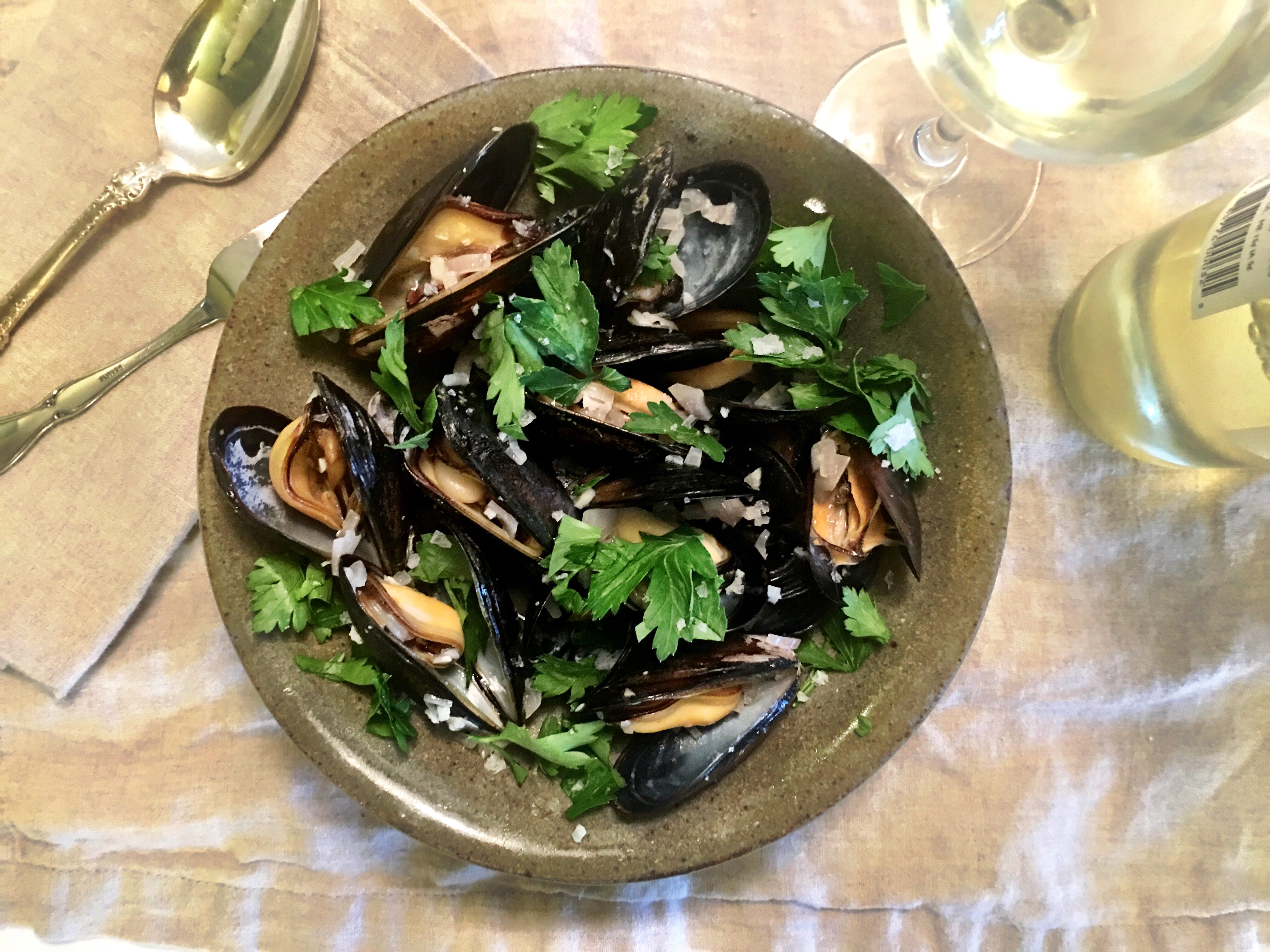 French inspired mussels for easy and lectin free meal